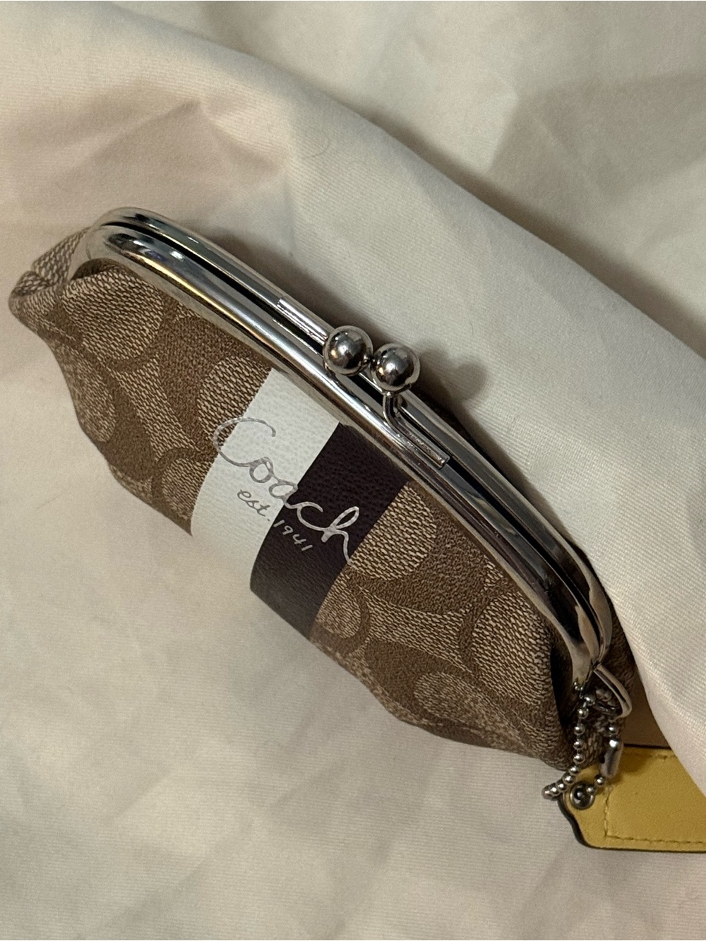 Coach Signature Kisslock Coin Purse - Picture 5 of 12